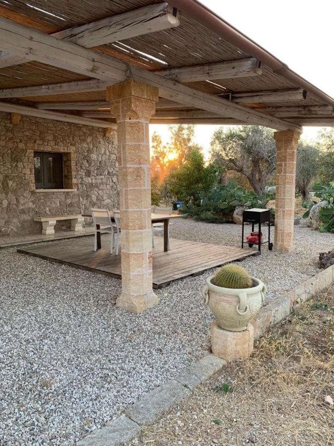 Villa Miliceddu Триказе Экстерьер фото