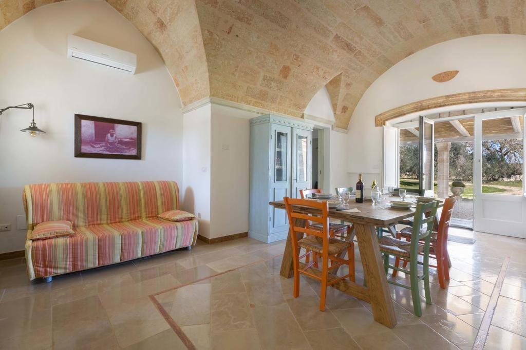 Villa Miliceddu Триказе Экстерьер фото